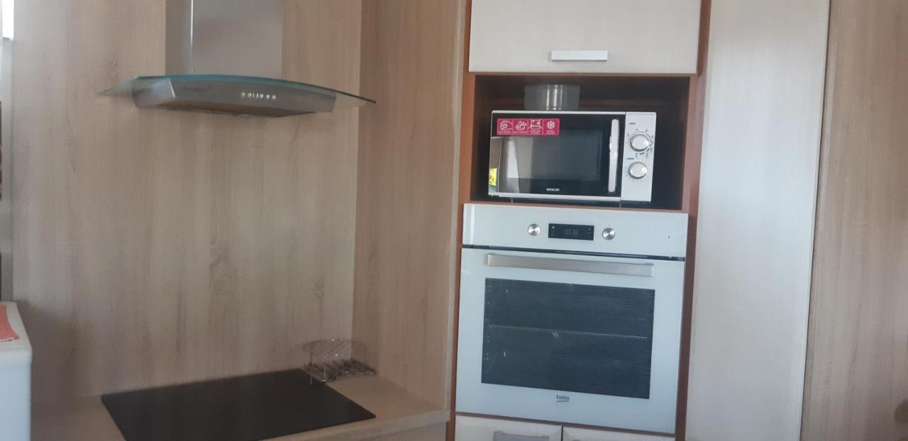 Apartman Yvet Sucany Екстериор снимка