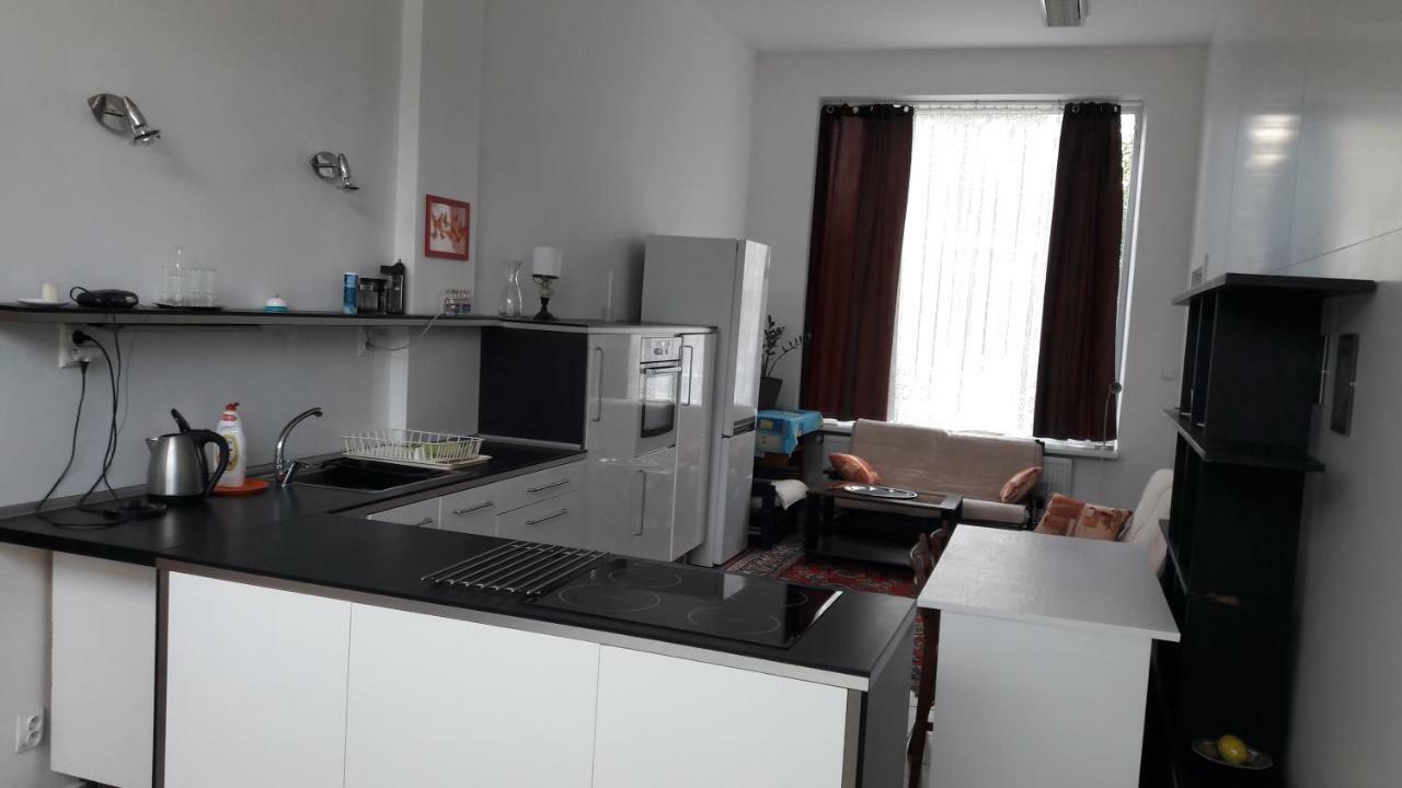 Apartman Yvet Sucany Екстериор снимка