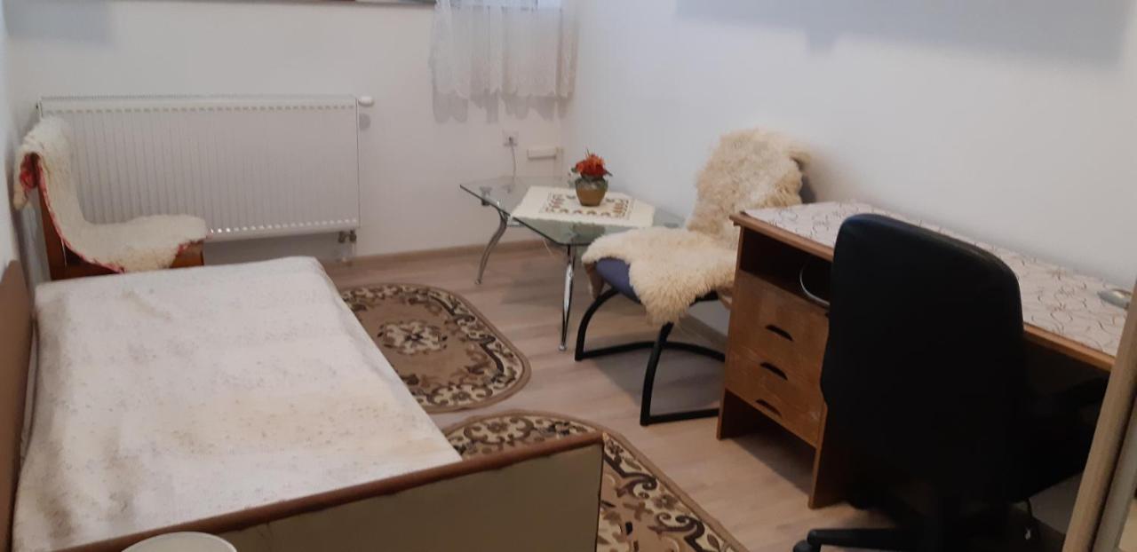 Apartman Yvet Sucany Екстериор снимка